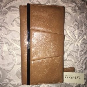 Kenneth Cole Brown Wallet / Clutch
